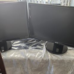 3 monitors ( computer screens) AS SET OR SEPERATE
