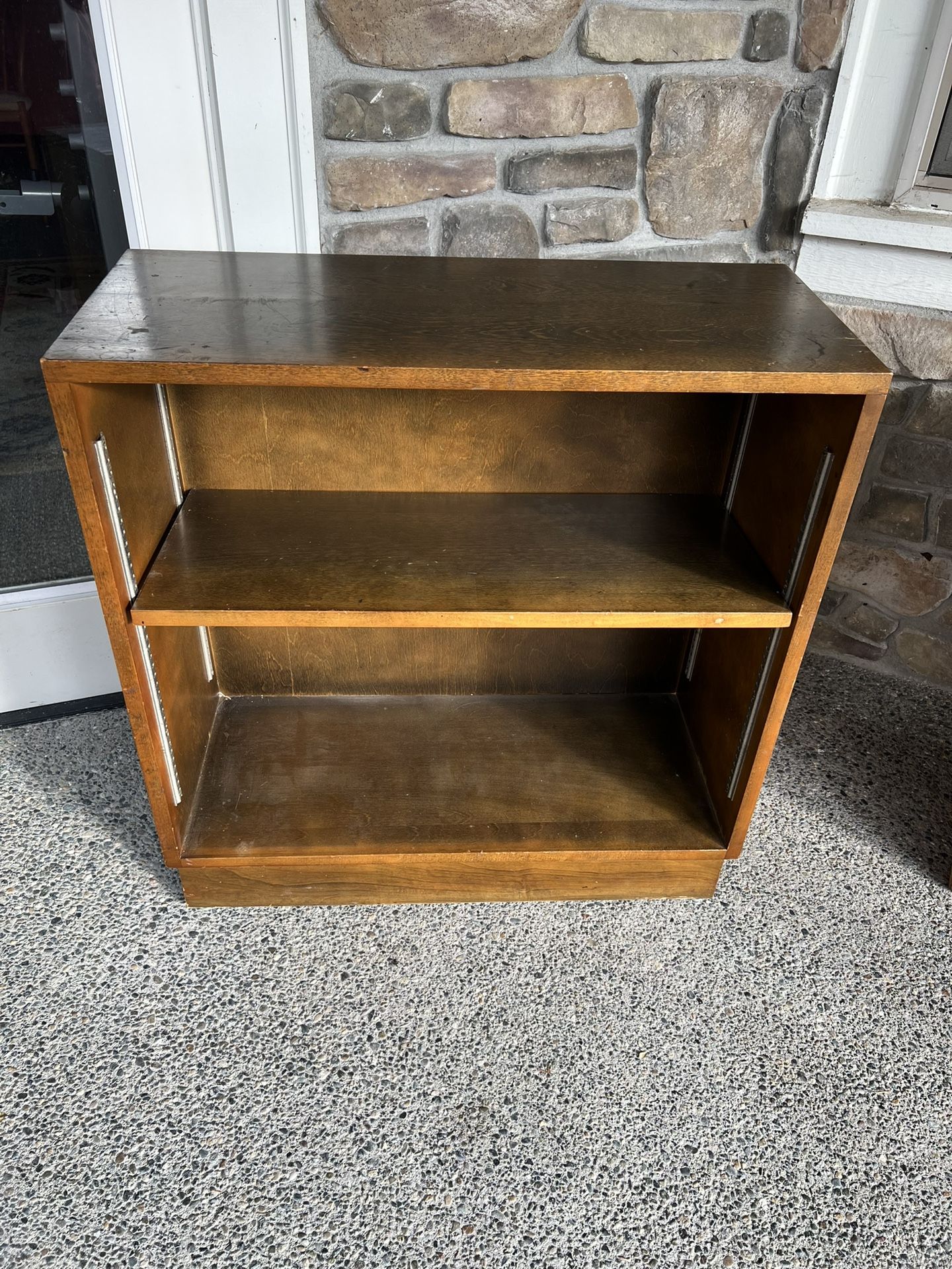 Solid wood, small shelf
