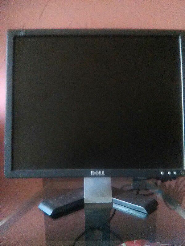 Dell 20 inch LCD monitors with no cords for $5 each