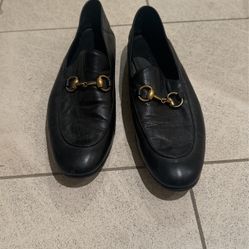 CLASSIC GUCCI LOAFERS
