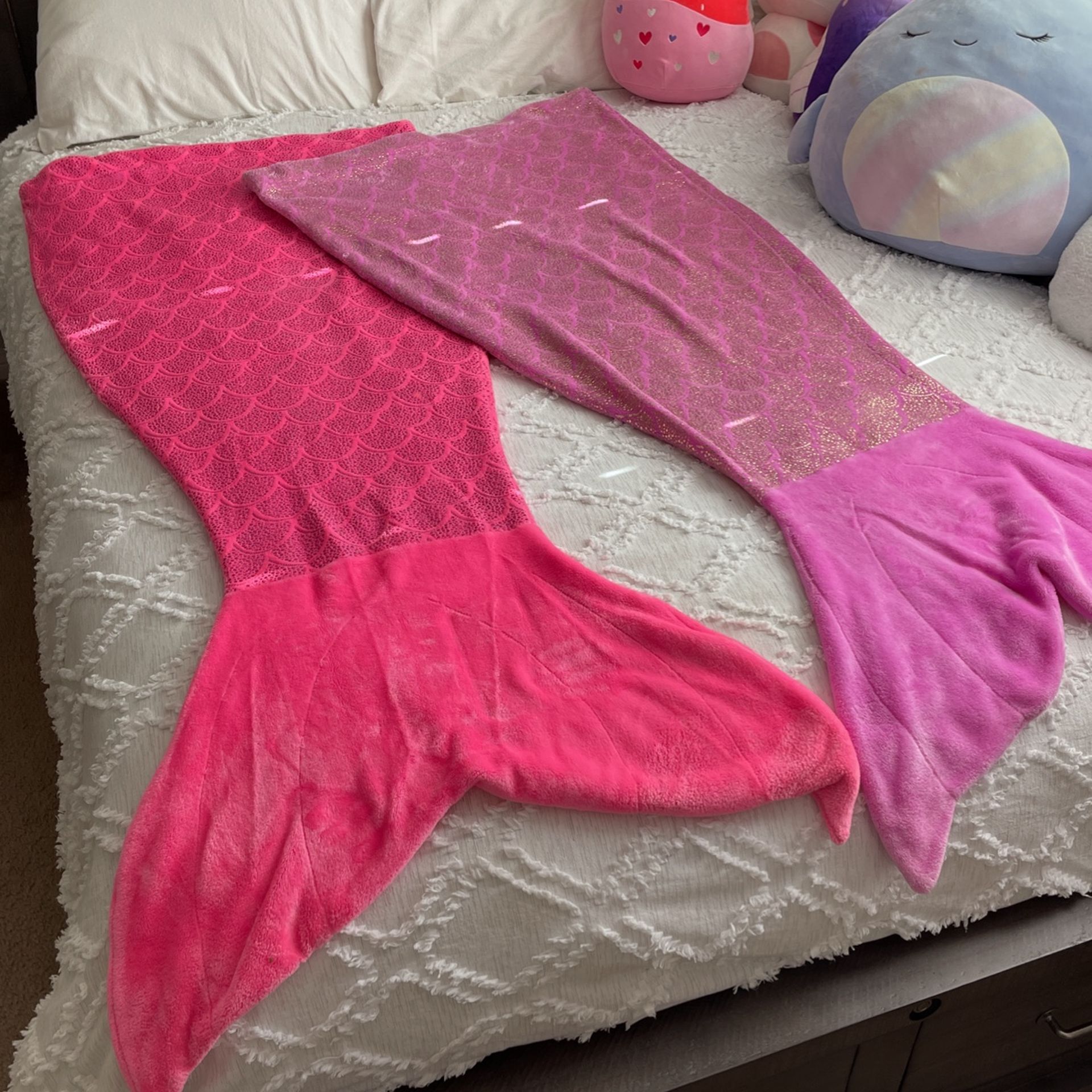 Girls Mermaid Lounge/sleeping Blanket, One Pink, One Purple