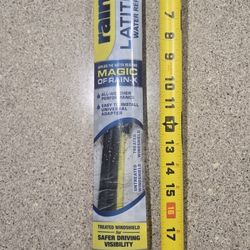 15-inch Rain-X Latitude 2-in-1 water repellent wiper blade