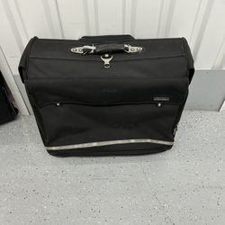 Folded Luggage Perfect For Formal Clothes 