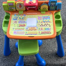 V Tech Learning Desk W/ Projector 