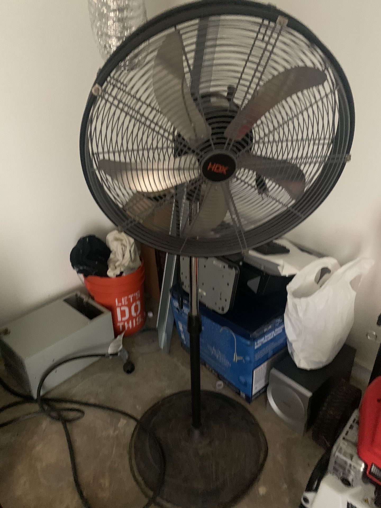 HDX High power fan