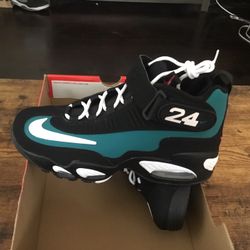 New Men’s Nike Air Griffey Max size 7.5
