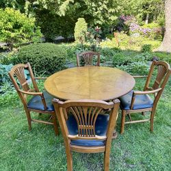Chippendale-style Henredon Dining Set: 2 Leaf, 4 Chairs, Custom Glass Round Top