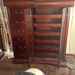 Six Drawers Dresser