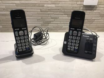 Panasonic KX-TGE230 Cordless Phone, 2 Handsets