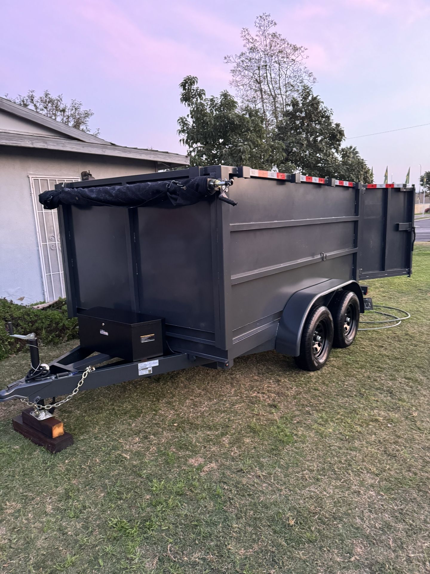 Dump Trailer (8x10x4)