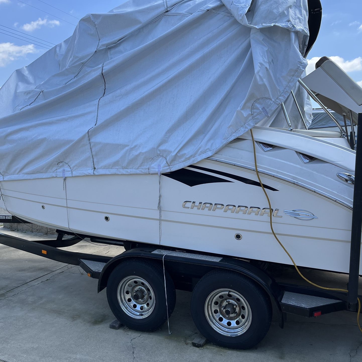 Chaparral 244 Open Bow Boat
