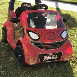 Spider-Man Small Car 6-Volt Battery-Powered Ride-On