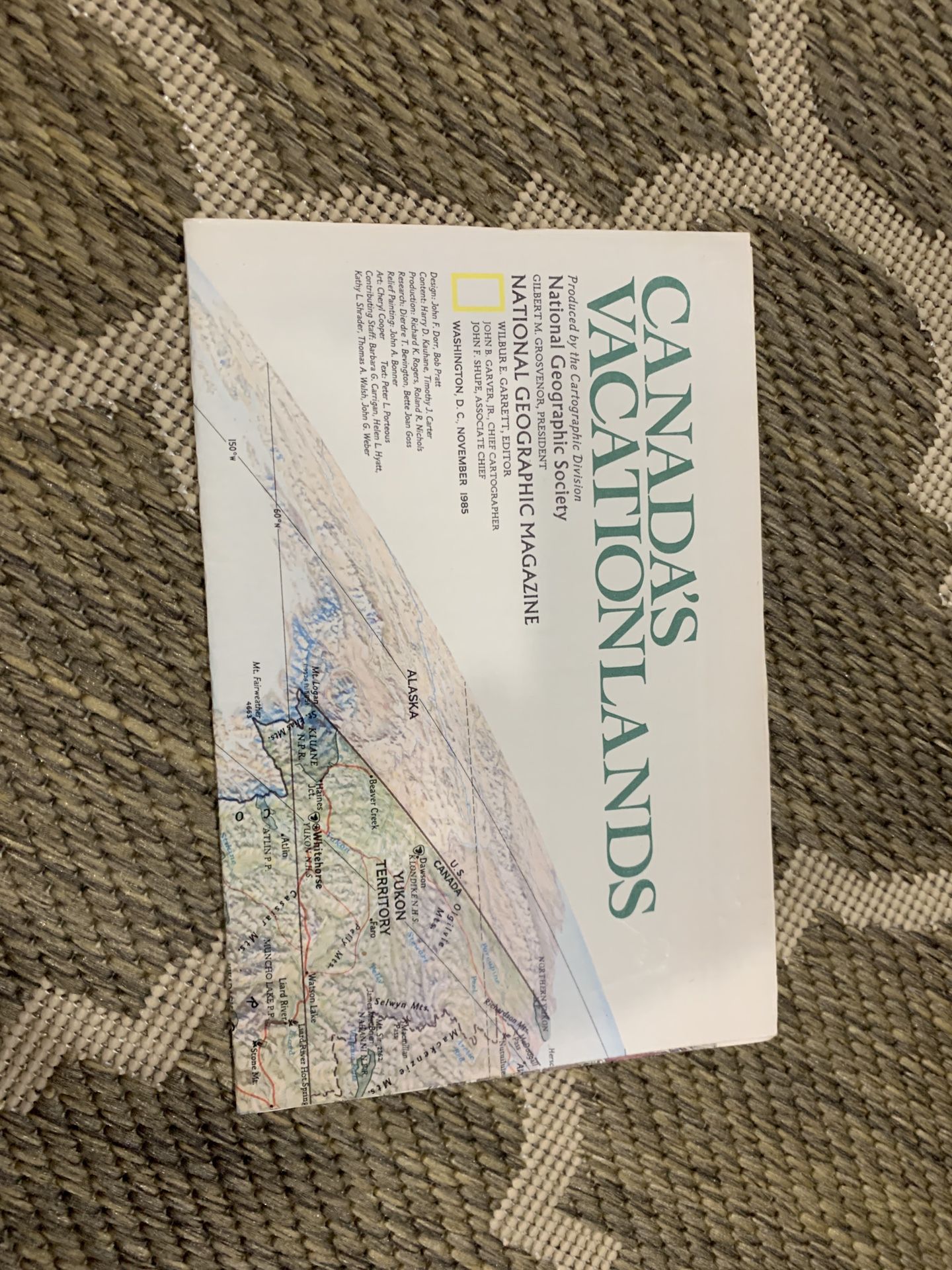 1985 November, Canada's Vacationlands Map By National Geographic Magazine