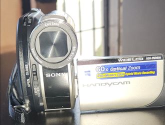 Sony Handycam DCR-DVD650 Camcorder