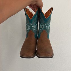 Youth Booths - Only Worn Twice - Originally $105