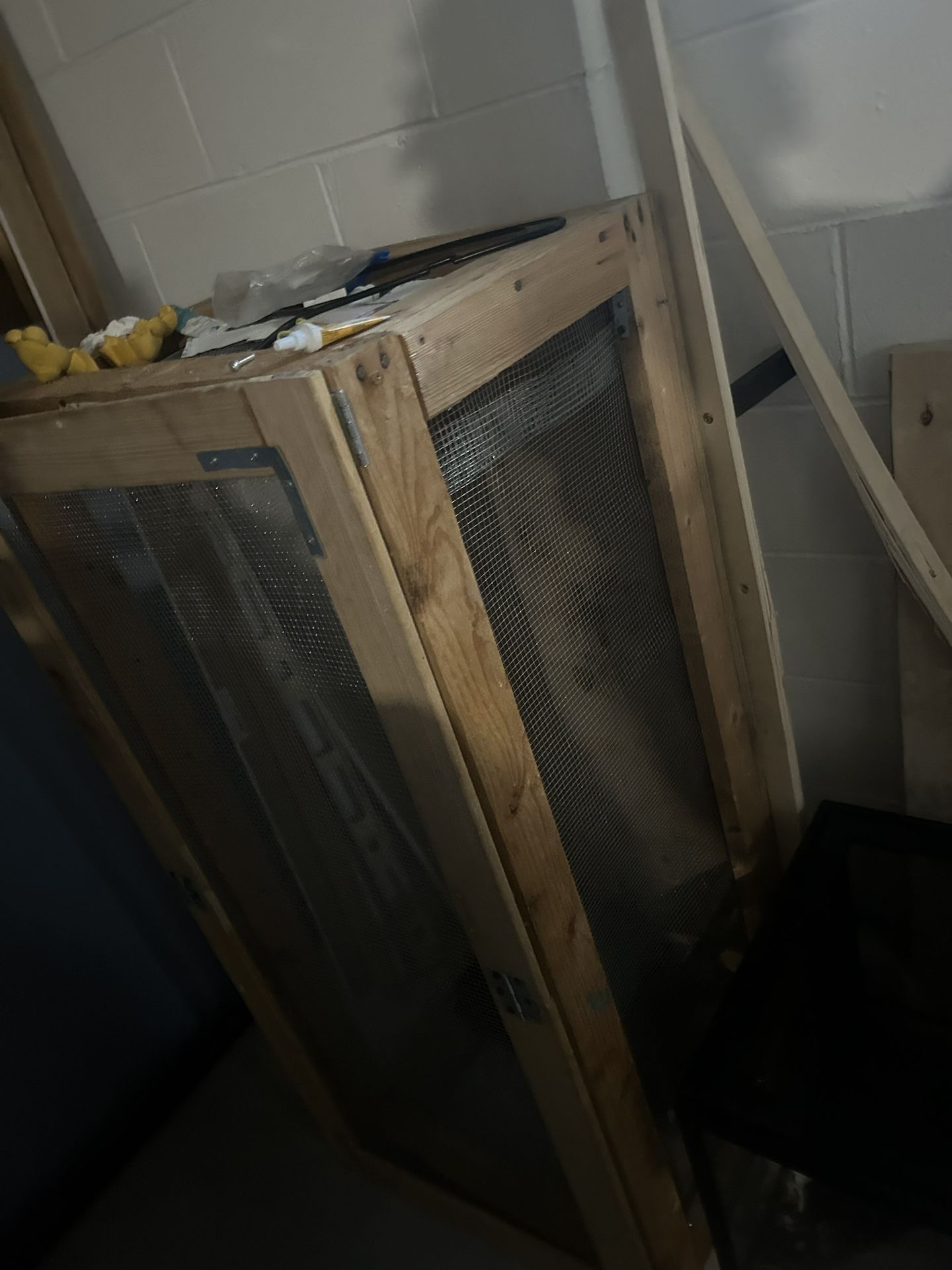 120 gallon /2x4x4 wooden reptile enclosure
