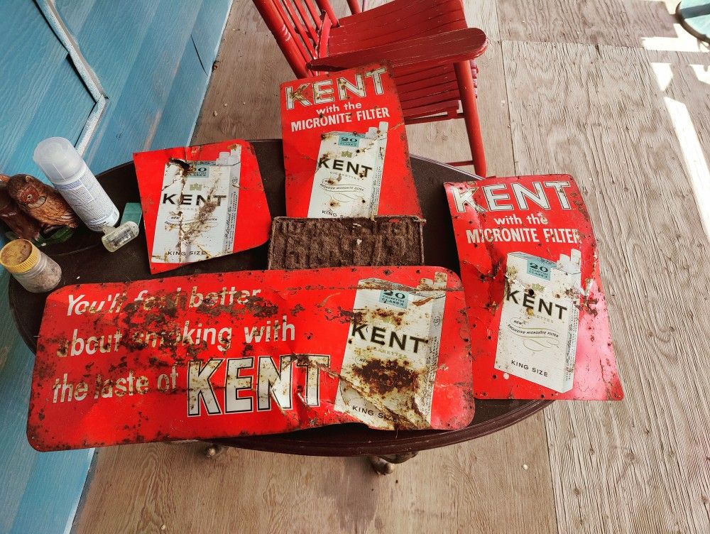 Vintage Tin Advertisement