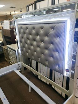 Bedroom Set Queen New