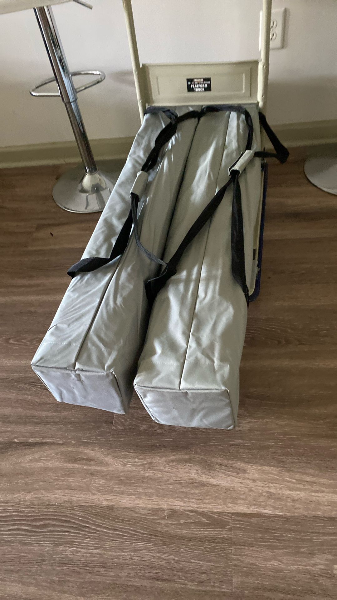 Pop-Up Two For 200 New Tents 10x10 Set