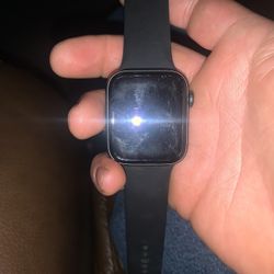 Apple Watch Series 5 44mm GPS / Cellular 