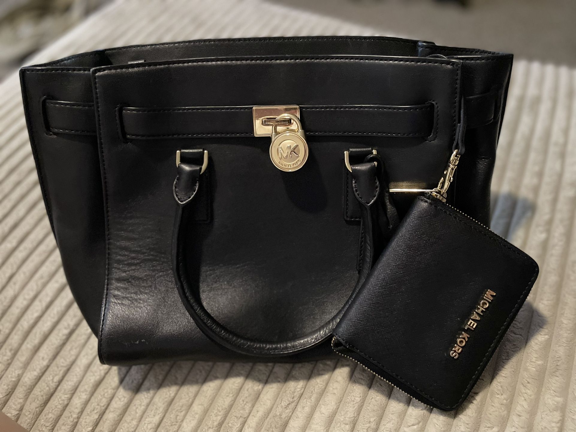 Black Leather MK Purse W/ Wallet 