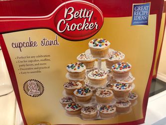 Cupcake Stand- Betty Crocker
