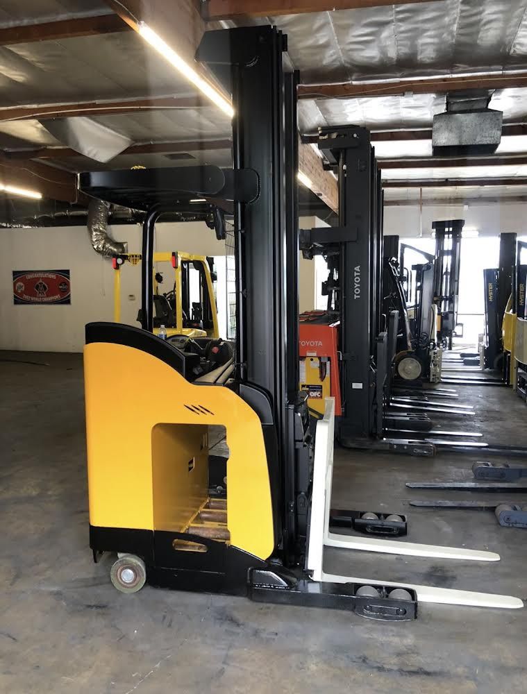 2018 Yale NRO35 Reach Truck Forklift 