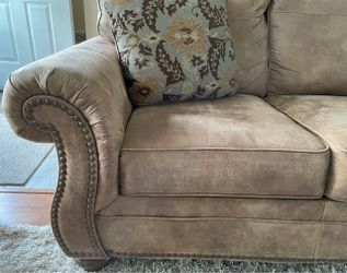 Sofa-Ashley Signature Design Larkinhurst Earth-LIKE NEW!