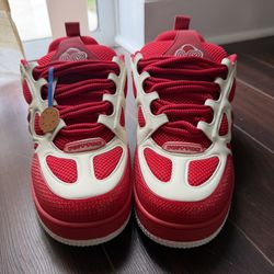 Lv skates red and white (send offers