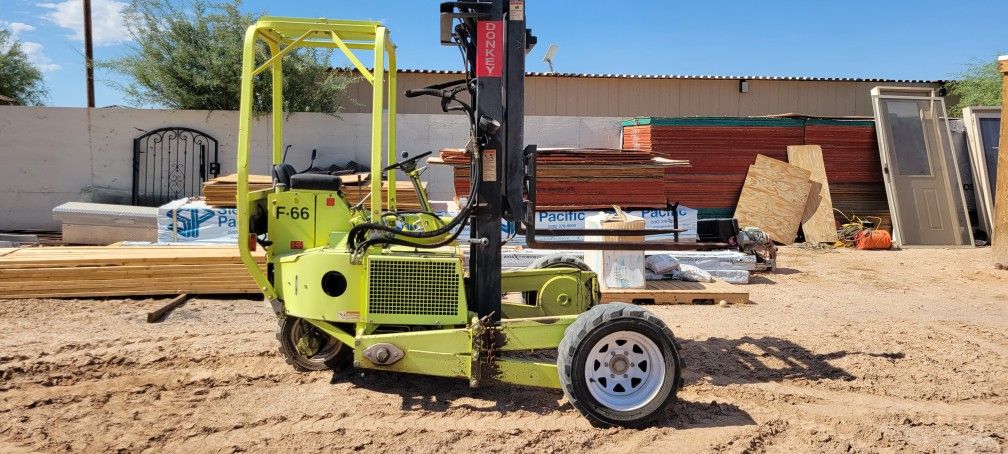 Donkey Forklift