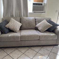 Loveseat & Sofa