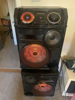 Samsung Bluetooth Speakers Perfectly Working Condition