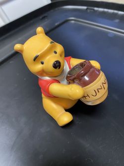 Disney Winnie The Pooh And The Honey Tree (Collectible Statue 1996)