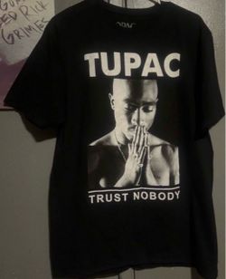 TUPAC SHIRT SIZE LARGE