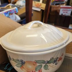 2-pc Corelle ABUNDANCE Fruit 1.5 Qt Round CASSEROLE & LID Stoneware Sandstone