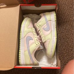 Womens Dunks Low Lime Ice Sz 8.5w