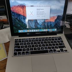 MacBook Pro 13" Mid 2009 Intel Core 2 Duo @2.53GHz, 8gb Ram,500gb HDD, New Battery, OS X EI Capiton. Comes with Charger. In Excellent Working conditio
