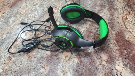 Pro Gaming Headset With Mic Wireless Microphone Headphones