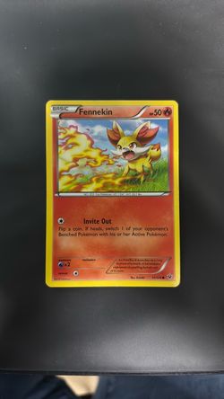 Fennekin Pokémon Card 11/124