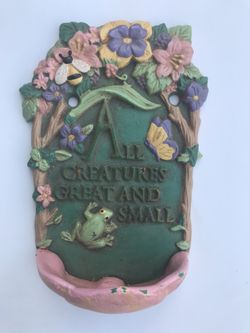 Cast-iron bird seed feeder
