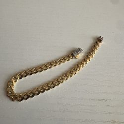7” 7mm Cuban Bracelet - Gold Vermeil Over 925 Silver w/ Moissanite Clasp