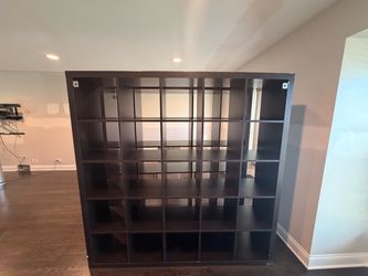 Bookshelves/Cabinet