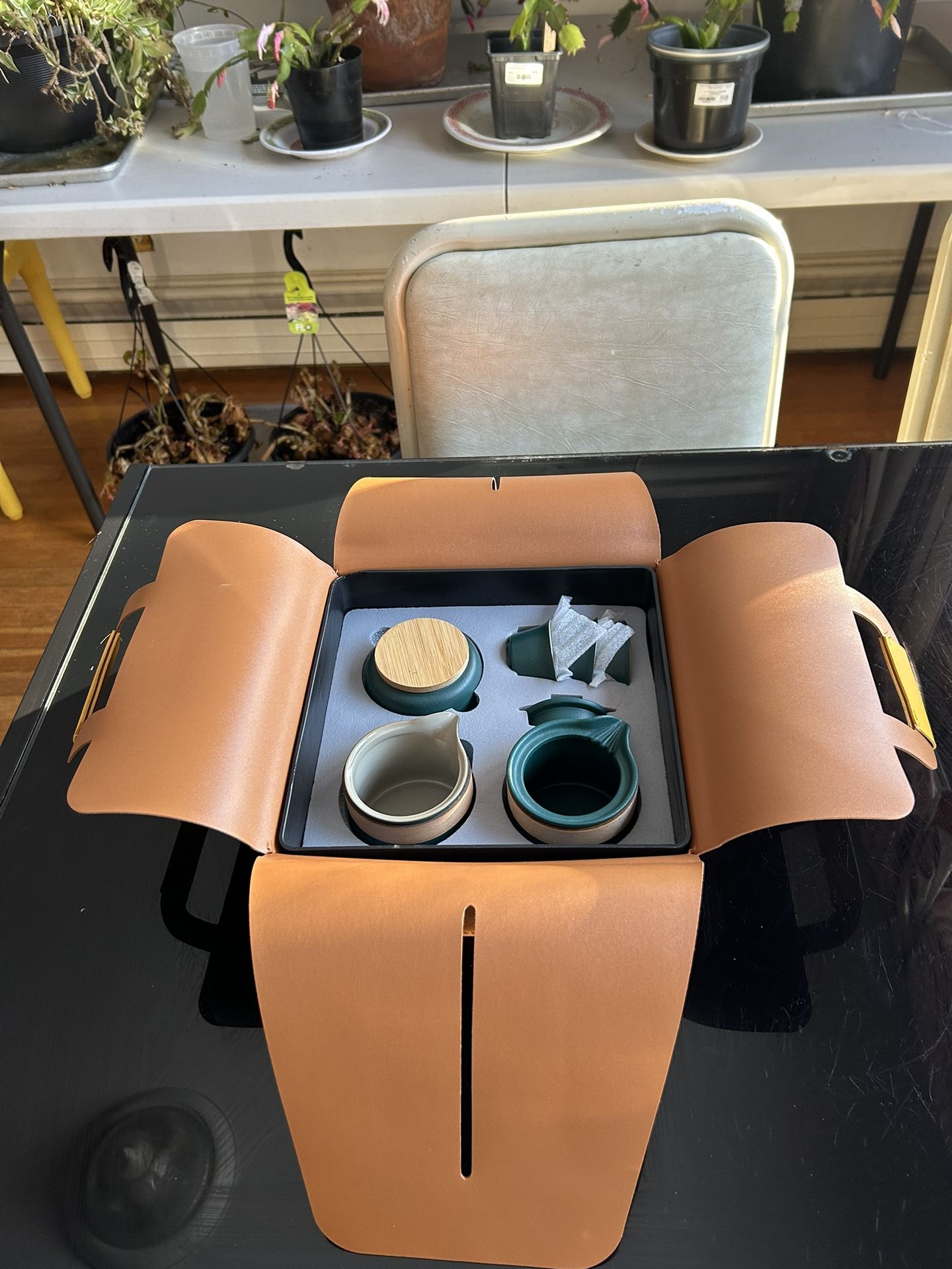 Luxury Chinese ceramic tea set