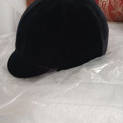 Equestrian helmet with removable velveteen, size S,used just one time