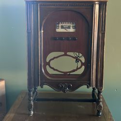 Antique Radio
