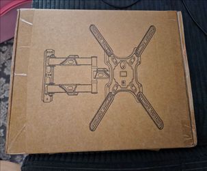 20"-50" full-motion TV wall mount