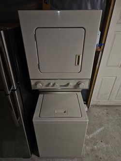 Frigidaire Commercial Washer And Dryer Stackable 24"Wide