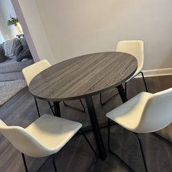 Ashley’s Furniture - Dining Room Set