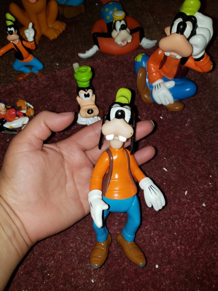 Disney Goofy Figurines
