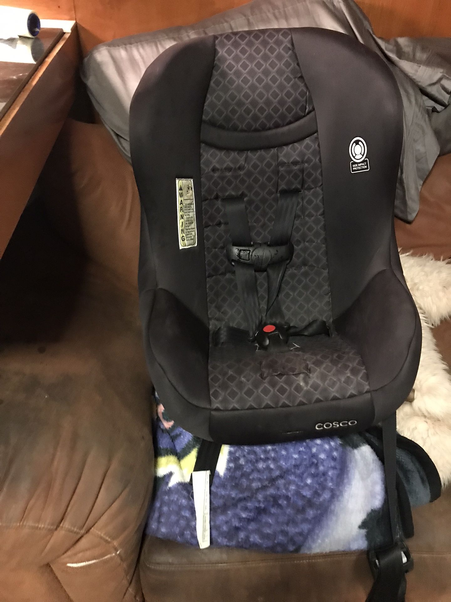Very Nice Car Seat With Belts Only $40 Firm